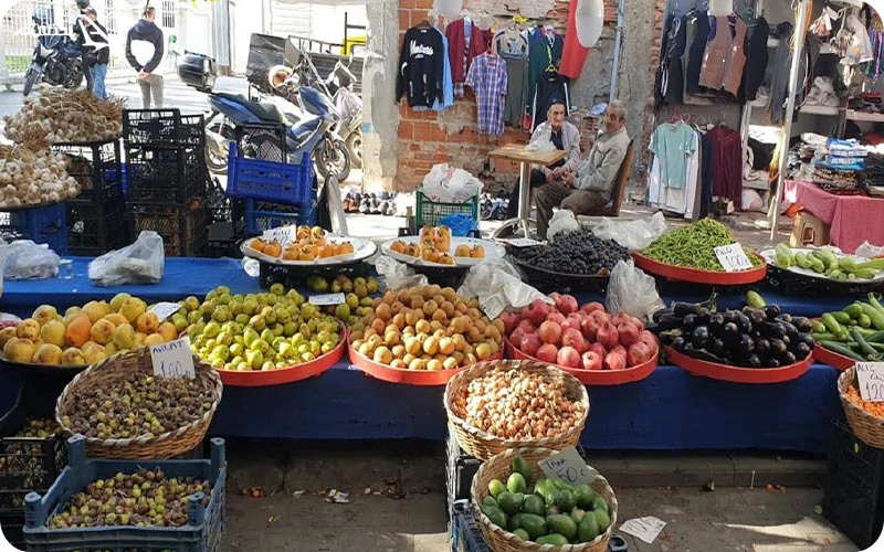 بازار محلی بومونتی بازار محلی بومونتی؛ تجربهای متفاوت از خرید