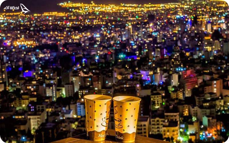 بام تهران؛ نمایی خیره‌کننده از شهر در شب