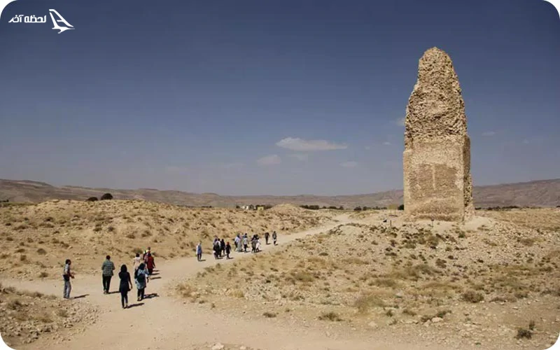 بخش‌های مختلف شهر باستانی گور فیروزآباد