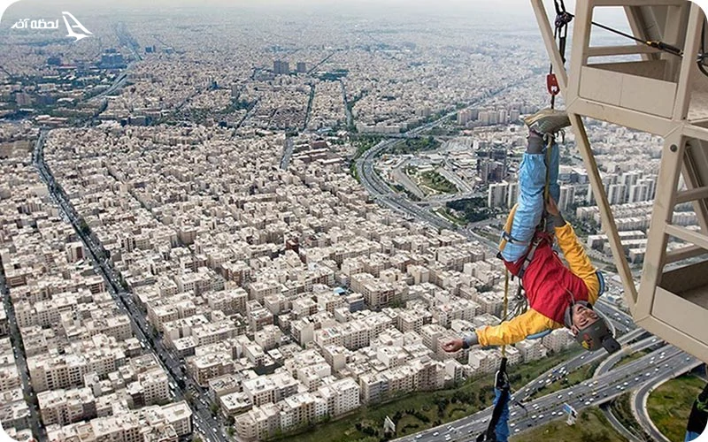 شرایط استفاده از بانجی جامپینگ برج میلاد شرایط استفاده از بانجی جامپینگ برج میلاد