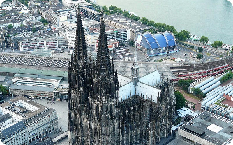 برج‌های کلیسای جامع کلن