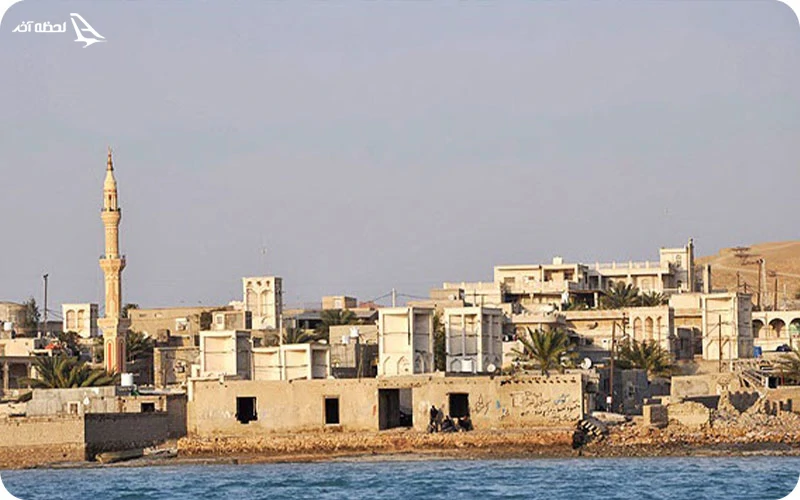 نکات مهم و محدودیتهای بندر لافت نکات مهم و محدودیتهای بندر لافت؛ اتوبوس و تاکسی وجود ندارد!