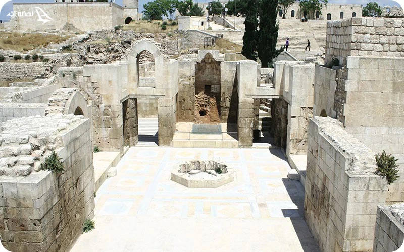 بررسی تاریخ قلعه حلب تاریخ پرفراز و نشیب قلعه حلب از دوران آرامیها تا ایوبیان