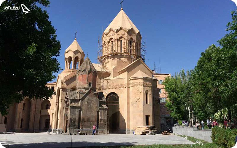 معماری جذاب کلیسای کاتولیک ایروان کلیسای کاتولیک ایروان؛ تلفیق جذاب تاریخ و معماری