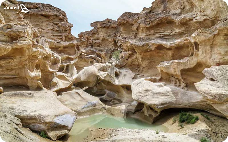 تنگه چاکاویر تنگه چاکاویر؛ مسیر ماجراجویانه در دل صخرههای فرسایشی