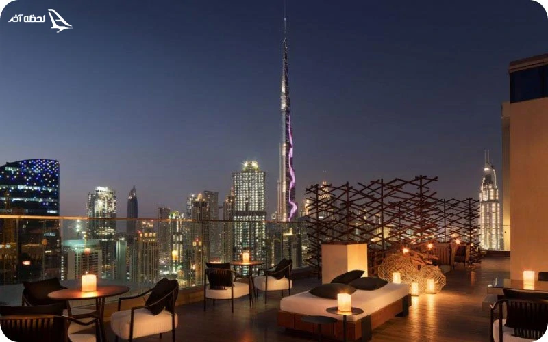 برج پالم از جاهای دیدنی دبی درشب