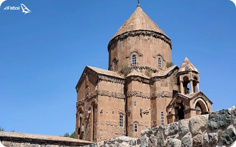 جزیره آکدامار؛ چشمه جوشان زیبا