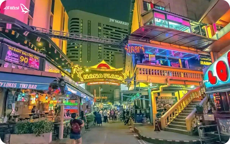 خیابان Khao San  از زندگی شبانه پر جنب و جوش در خیابان Khao San لذت ببرید