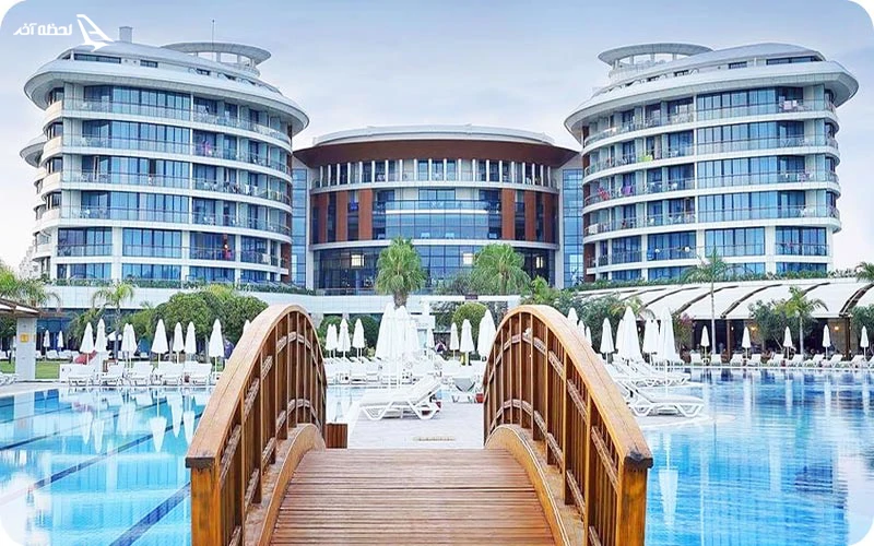 در سفر زمینی به وان در کدام هتل اقامت کنیم؟