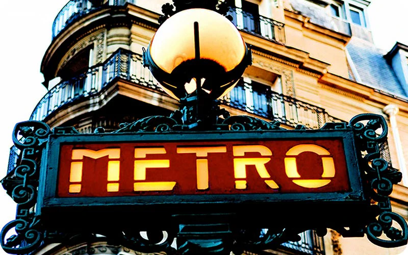 دلیل به شهرت رسیدن خیابان شانزلیزه پاریس