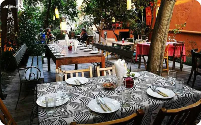 رستوران‌های نزدیک پارک متاتسمیندا