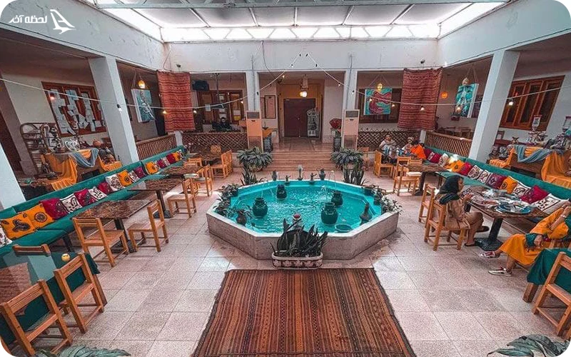 رستوران‌های اطراف درخت جزیره کیش کدامند؟