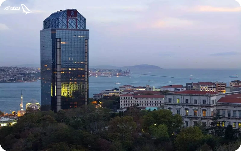 هتل ریتز کارلتون؛ دکوراسیون شیک و مجلل