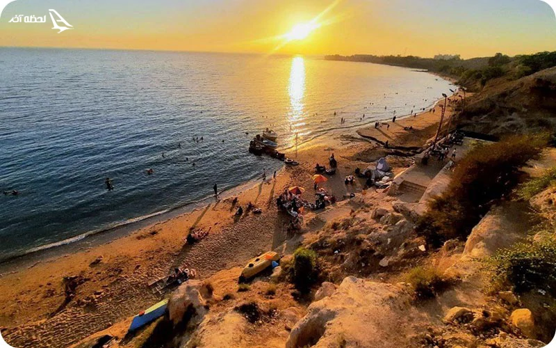 ساحل ریشهر در شب، جلوه‌ای دیگر از آرامش و زیبایی