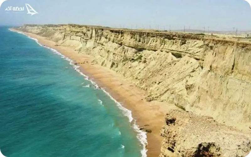 ساحل صخره ای چابهار