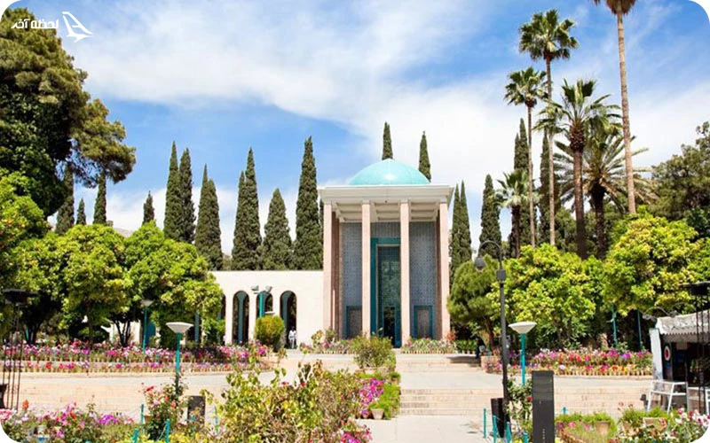 سعدیه از جاهای دیدنی شیراز در بهار سعدیه از جاهای دیدنی شیراز در بهار