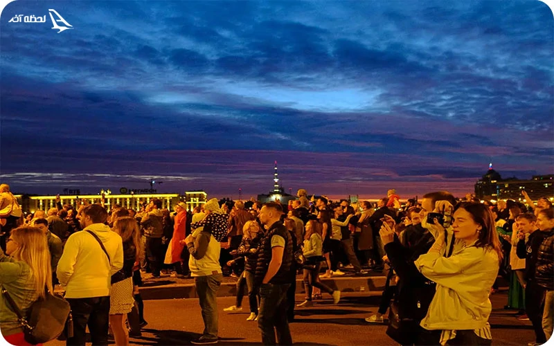 فستیوال شب سفید فستیوال شب سفید؛ جشنی جادویی در دل تابستان سنپترزبورگ