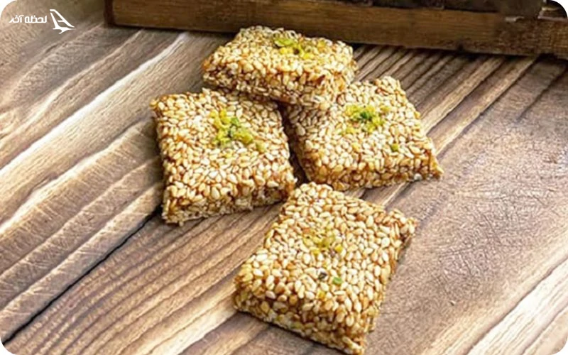 سوهان کنجدی شیرینی سنتی تبریز شیرینی یا سوهان کنجدی تبریزی