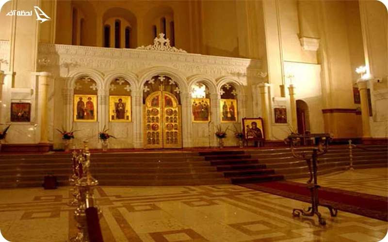 طبقات زیرزمینی کلیسای تثلیث طبقات زیرزمینی؛ موزه و اتاق کنفرانس