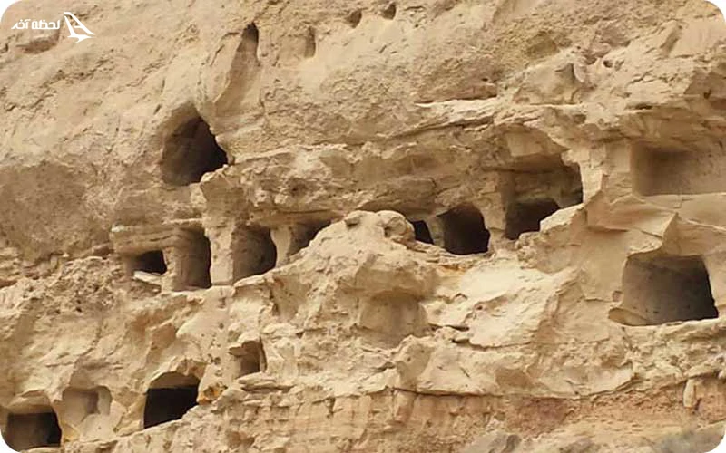 غار چهل خانه؛ رد پای انسان بر دل کوه