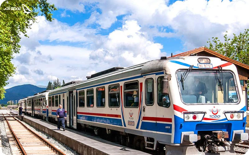 فاصله قونیه تا مرز ایران با قطار