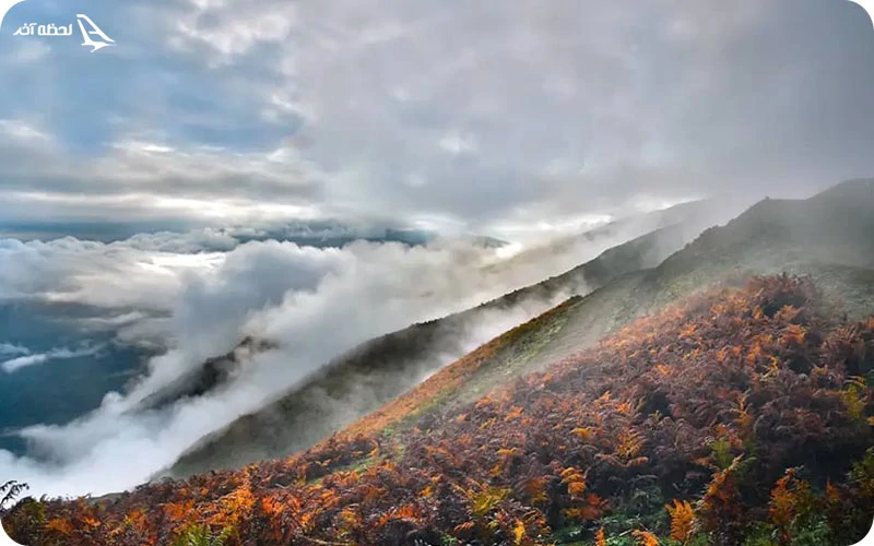 تابستان روی ابرها فیلبند