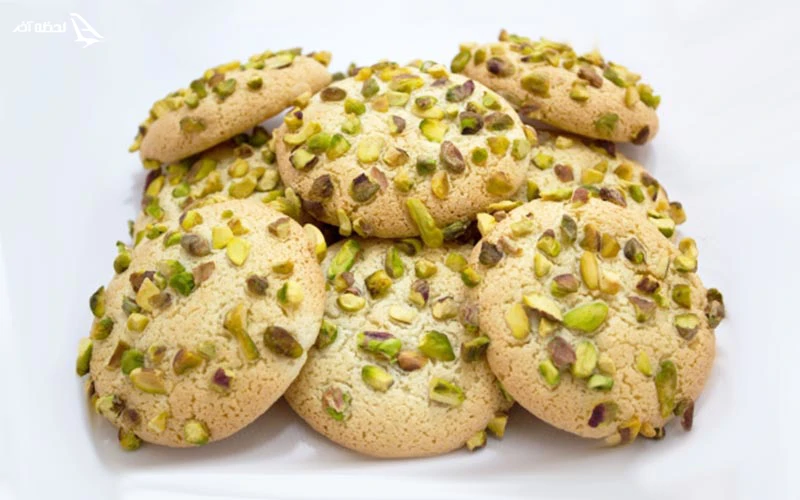 قرابیه یکی از شیرینی های شهر تبریز قرابیه تبریز