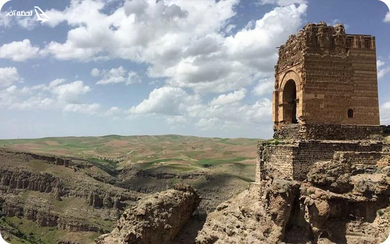 دژ افسانه ای ضحاک عجب شیر قلعه ضحاک؛ دژافسانهای در دل تاریخ آذربایجان