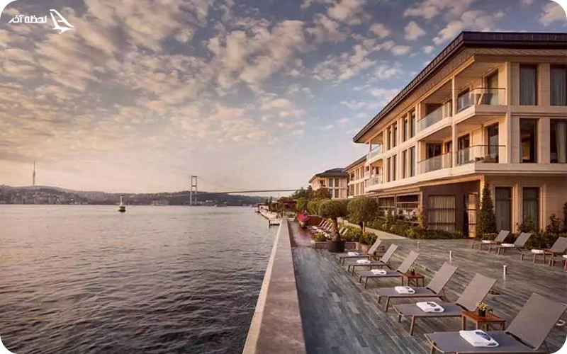 هتل ماندارین اورینتال؛ اتاق‌های چوبی و چرم