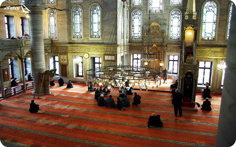 مسجد ایوب سلطان مسجد ایوب سلطان؛ معنویت و تاریخ در کنار منظرهای فوقالعاده