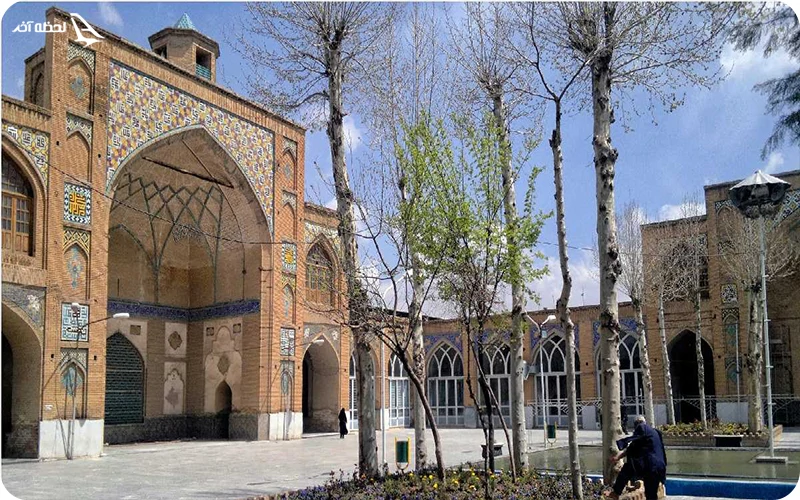 مسجد جامع خرم آباد مسجد جامع خرم آباد با سنگنوشتههایی از پادشاهان صفوی