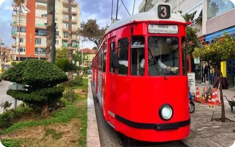 مسیر دسترسی به آبشار پایینی؛ از دل شهر تا آغوش طبیعت