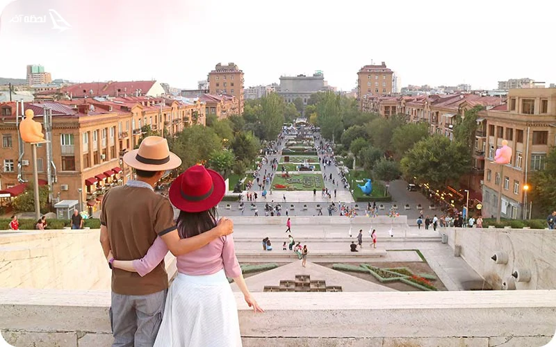 چشم انداز شگفت انگیز بالای هزار پله