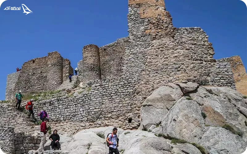 معماری قلعه بابک؛ عجیب و خارق‌العاده