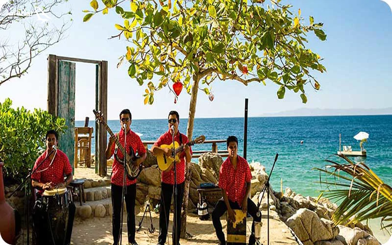 موسیقی زنده در پارک زیتون قشم موسیقی زنده؛ ملودیهای سنتی جنوبی