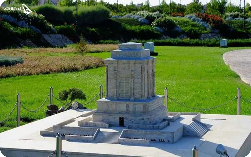 بوستان مینیاتوری؛ سفر به سراسر ایران در قلب مشهد