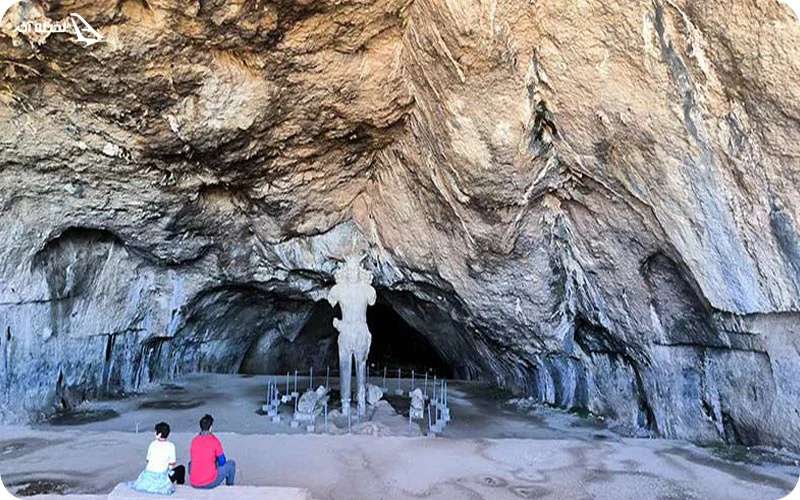 تجربه‌ای فراموش‌نشدنی؛ نکات بازدید از غار شاپور