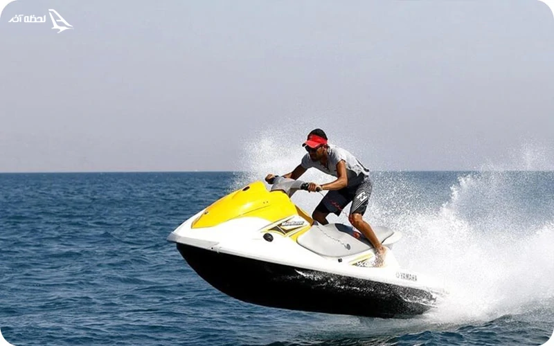 ورزش‌های آبی؛ از پاراگلایدر گرفته تا قایق‌سواری