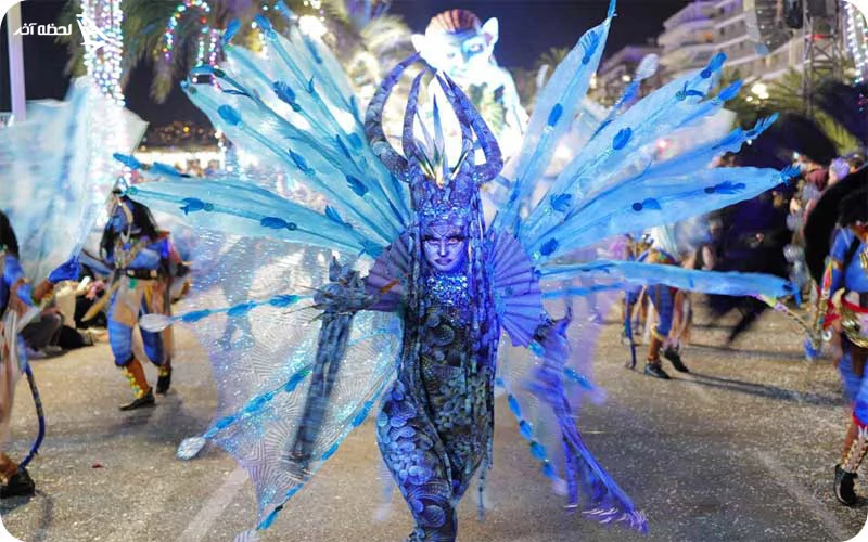 کارناوال ونیز کارناوال ونیز؛ ماسکها و لباسهای مجلل