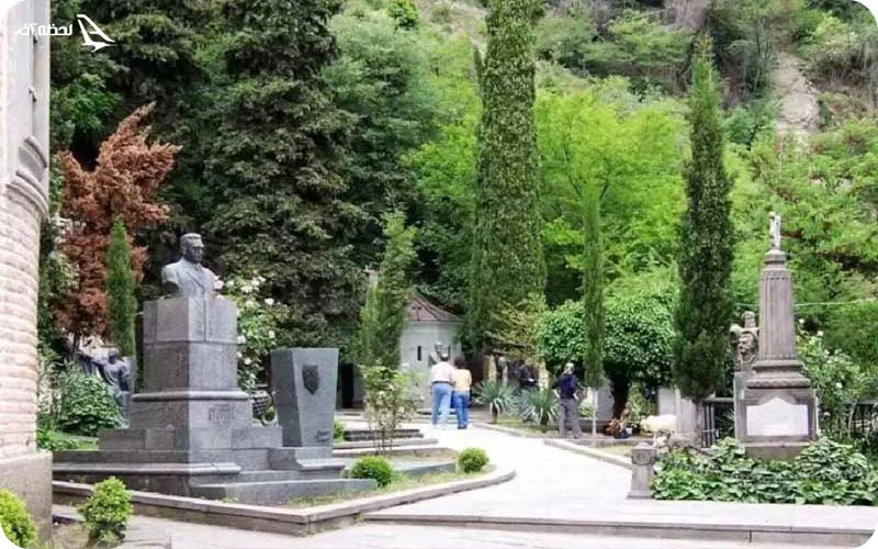 پانتئون؛ آرامگاه افراد مشهور