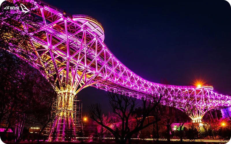 پل طبیعت؛ بهترین جای دیدنی تهران جمعه شب