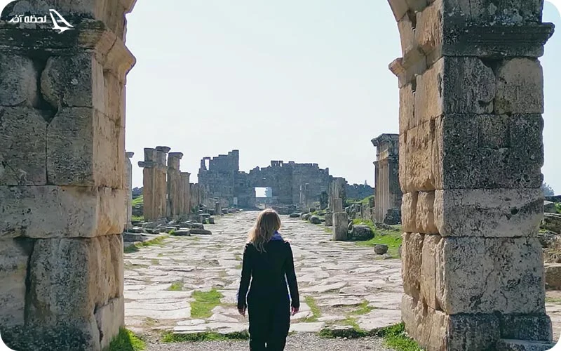 چرا دنیزلی در میان گردشگران محبوب است؟ علت محبوبیت دنیزلی