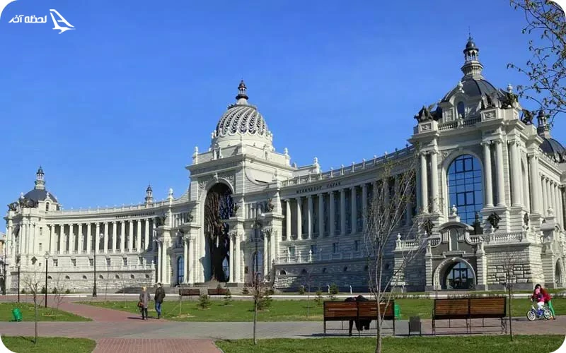 کاخ کشاورزان؛ شکوه طبیعت در قلب کازان کاخ کشاورزان؛ کاخی باشکوه در ستایش طبیعت