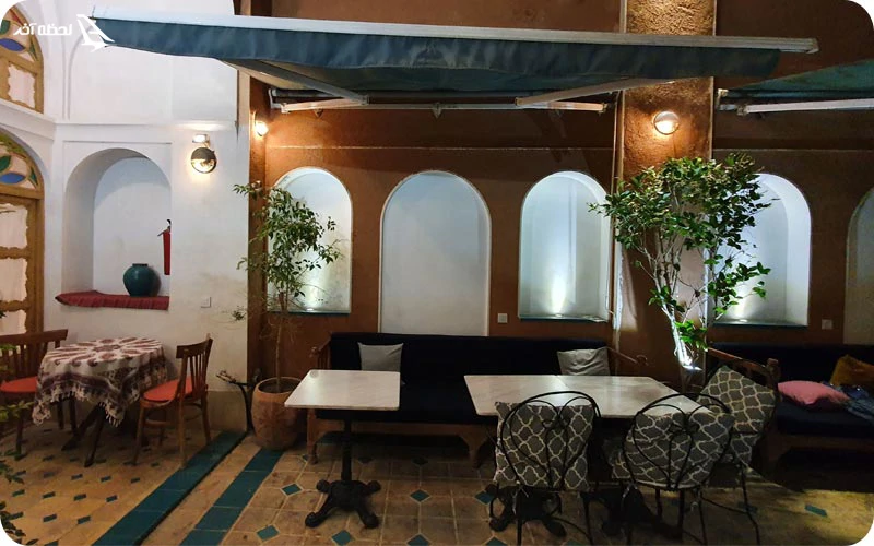 کافی شاپ شمعدونی کافی شاپ شمعدونی