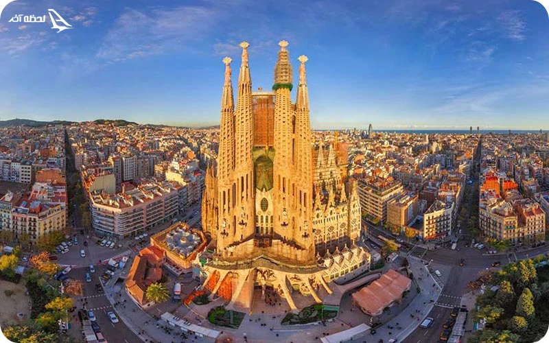 کلیسا ساگرادا فامیلیا؛ همه چیز درباره خانواده مقدس اسپانیا
