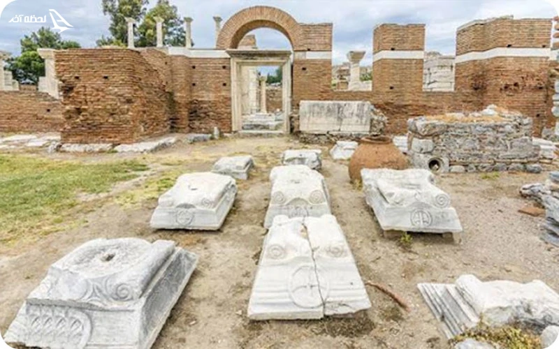 کلیسای سنت جان کوش آداسی کلیسای سنت جان؛ ویرانهای باشکوه