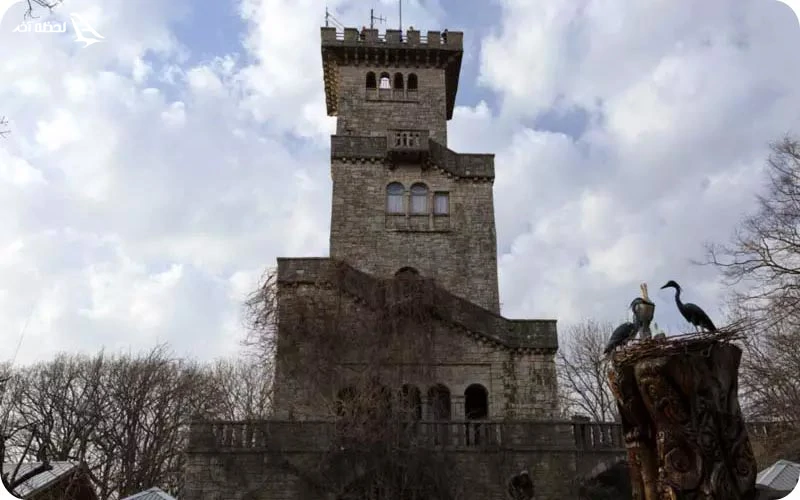 برج آخون سوچی کوه آخون؛ چشماندازهای خیرهکننده