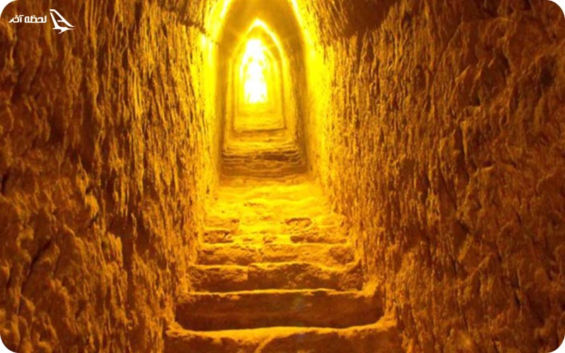 هرم جیزه با گالری و حفره بزرگ