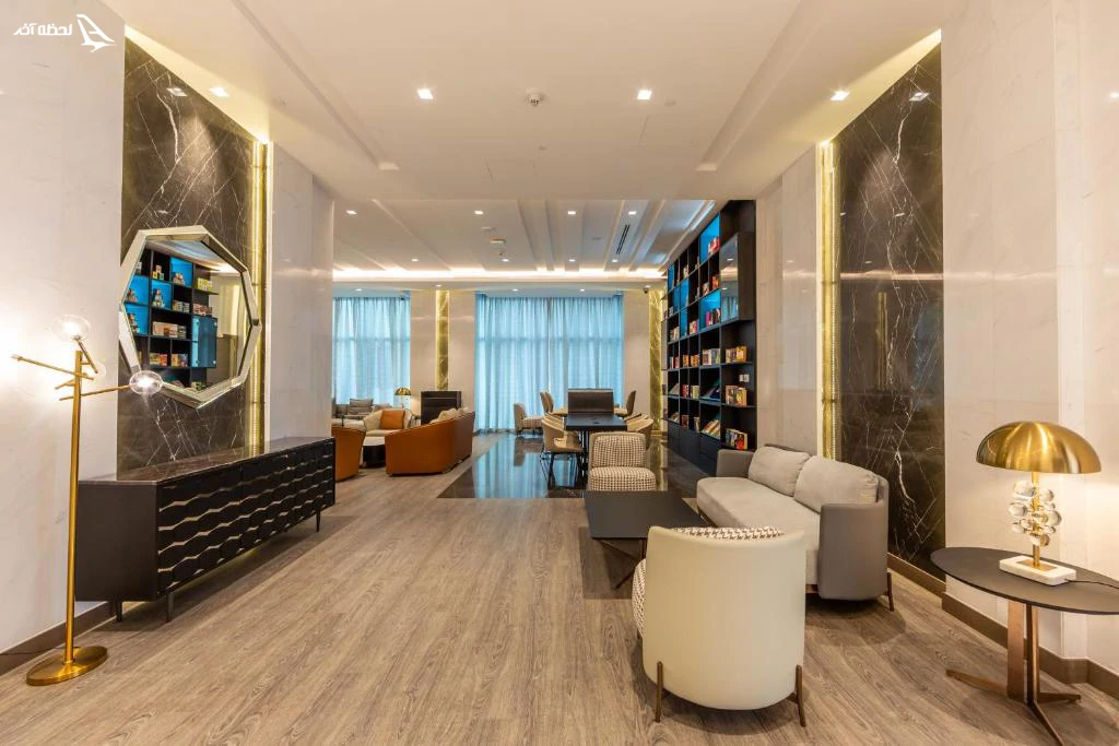 لابی هتل Hotel Edge Creekside در دبی