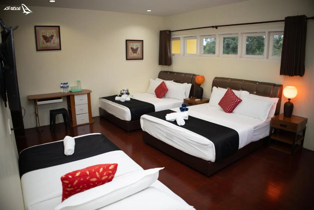 فمیلی روم هتل Sweet Inn